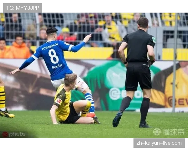 红牌停赛规则详解及关键判罚条件解析